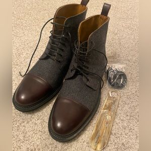 BRAND NEW NEVER WORN - Taft - The Jack Boot in Grey/Oxblood.